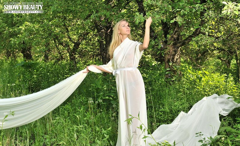 Елена, 22